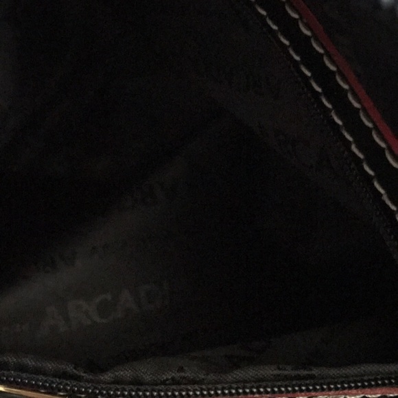 Arcadia barrel bag - Picture 9 of 10